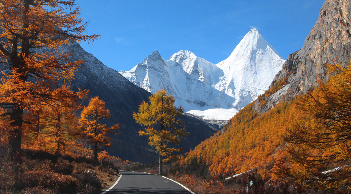 Garze Travel and Tours