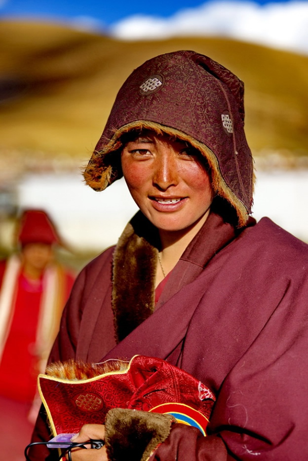 Yarchen Gar Travel Guide and Tours
